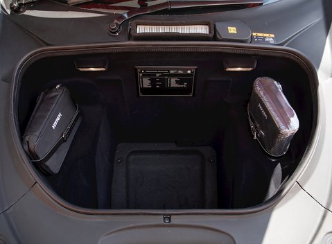 Ferrari F8 Tributo 36