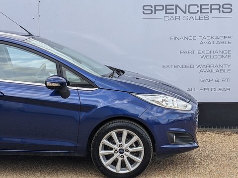 Ford Fiesta TITANIUM 11