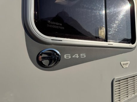 Swift Kon-Tiki 645 6 Berth 2.8 Fiat 6