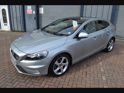 Volvo V40 1.6 T3 R-Design Nav Euro 5 (s/s) 5dr 8