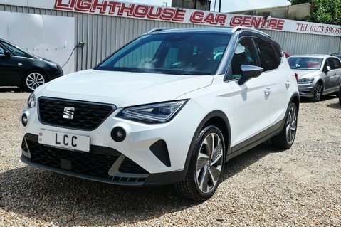 SEAT Arona ECOTSI FR SPORT.. STUNNING EXAMPLE.. 1 PREVIOUS OWNER 3