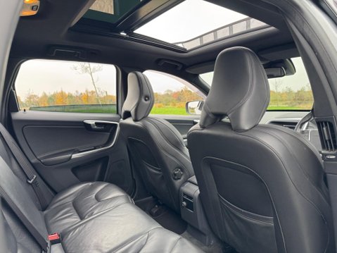 Volvo XC60 2.0 D4 R-Design Euro 6 (s/s) 5dr 36