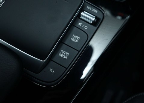 Mercedes-Benz CLA Class 1.3 CLA200 AMG Line (Premium 2) Coupe 4dr Petrol 7G-DCT Euro 6 (s/s) (163 p 35