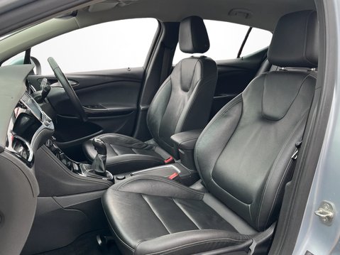 Vauxhall Astra 1.4T 16V 150 Elite Nav 5dr 13