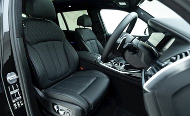 BMW X7 xDrive40d M Sport 10