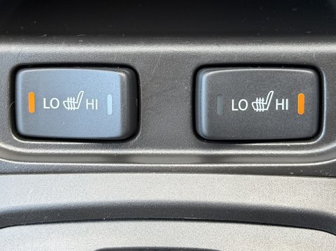 Suzuki S-Cross 1.5 Hybrid Motion 5dr AGS 28