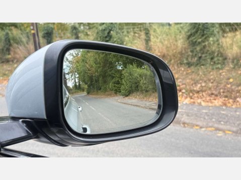 Jaguar XF 3.0 XF V6 S D Auto 4dr 28