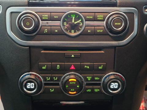 Land Rover Discovery 3.0 SD V6 HSE Auto 4WD Euro 5 5dr 36