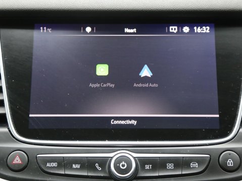 Vauxhall Grandland X 1.2 Turbo Sport Nav Euro 6 (s/s) 5dr 16