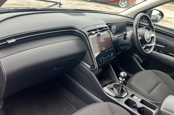 Hyundai TUCSON T-GDI PREMIUM 24