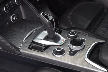 Alfa Romeo Stelvio Tb Veloce 26