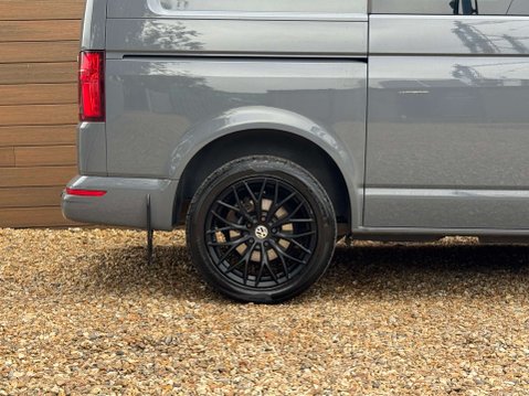 Volkswagen Transporter 2.0 Transporter T32 Highline TDI 4Motion 4WD 13