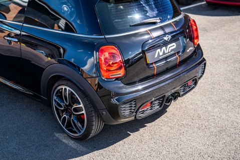 Mini Hatch 2.0 John Cooper Works Auto 3dr 48