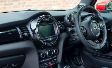 Mini JCW Convertible 18