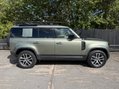 Land Rover Defender HSE MHEV 10