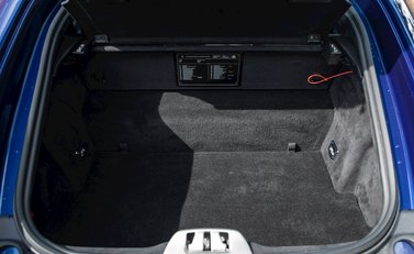 Ferrari 812 Superfast 35