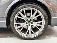 Audi SQ7 4.0 TDI V8 SUV 5dr Diesel Tiptronic quattro Euro 6 (s/s) (435 ps) 33