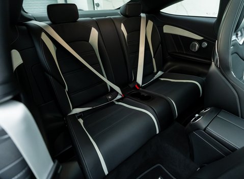 Mercedes-Benz C63 AMG S Coupe 14