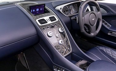 Aston Martin Vanquish S Volante 17