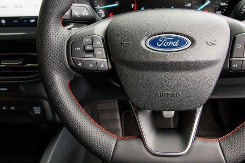 Ford Focus ST-LINE 19