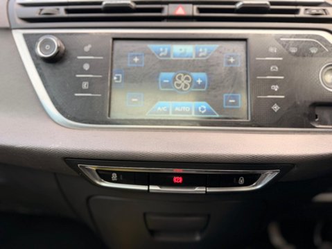 Citroen C4 Picasso 1.6 e-HDi Exclusive+ Euro 5 (s/s) 5dr 22
