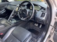 Jaguar E-Pace 2.0 P250 R-Dynamic HSE Auto AWD Euro 6 (s/s) 5dr 73