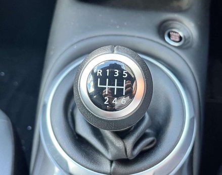 Nissan Juke 1.0 Juke N-Connecta DiG-T 5dr 55