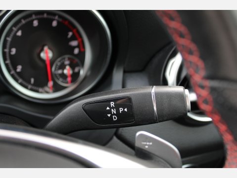 Mercedes-Benz GLA Class GLA 180 AMG LINE EDITION 16