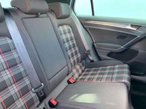 Volkswagen Golf 2.0 Golf GTi Performance TSi Semi-Auto 5dr 22