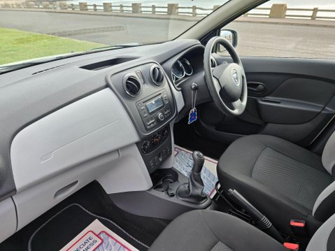 Dacia Sandero 1.2 Ambiance Euro 5 5dr 17