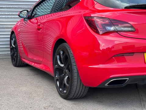 Vauxhall Astra GTC 2.0T VXR Euro 6 (s/s) 3dr 22