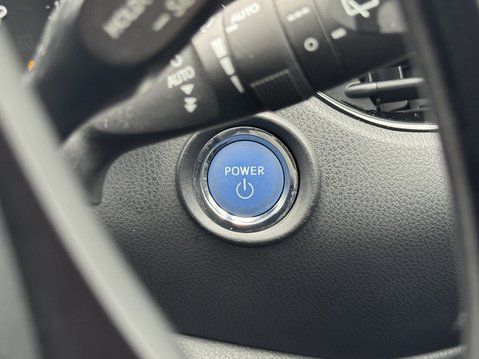 Toyota C-HR 1.8 Hybrid Excel 5dr CVT 26