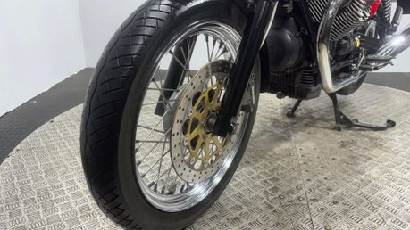 Moto Guzzi V7 750 2009 26K NEW MOT SERVICED 1 OWNER MODERN RETRO BIKE 750CC 15