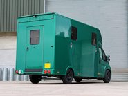 Brand new Pre registered 4.5 TON Seeker Horsebox delivery miles with aluminium stallion partitions  6