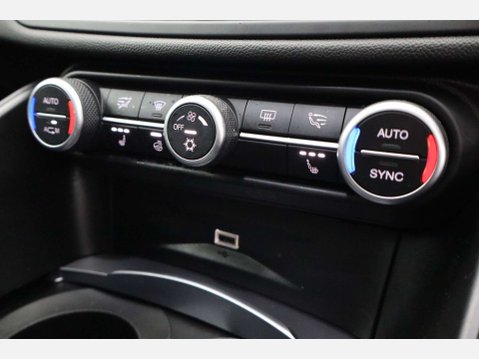 Alfa Romeo Giulia 2.1 Giulia Speciale TD Auto 4dr 30