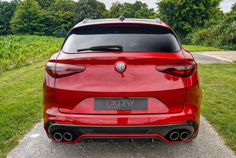 Alfa Romeo Stelvio QUADRIFOGLIO 24