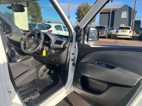 Fiat Doblo 1.2 Doblo 16V REAR ELECTRIC AND RACKING 16