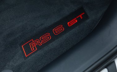 Audi RS6 GT 31
