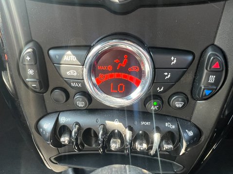 Mini Countryman (Sold) 2.0 Cooper SD SUV 5dr Diesel Auto ALL4 Euro 5 (143 ps) 28