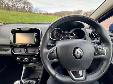 Renault Clio DYNAMIQUE NAV 23