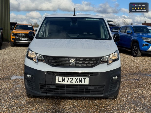 Peugeot Partner SWB L1H1 Low Roof Asphalt Air Con Alloys Camera Nav Sensors SELECT 3