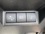 Toyota Yaris 1.5 VVT-i Icon Tech Euro 6 5dr 27