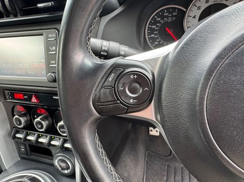 Toyota GT86 D-4S PRO 23