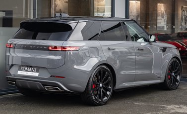 Land Rover Range Rover Sport P550e AUTOBIOGRAPHY 4