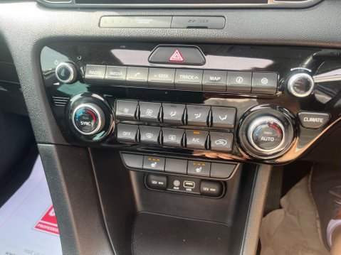 Kia Sportage 1.7 CRDi 3 Euro 6 (s/s) 5dr 32
