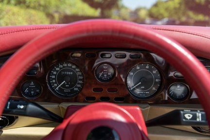 Aston Martin V8 Volante EFi 24