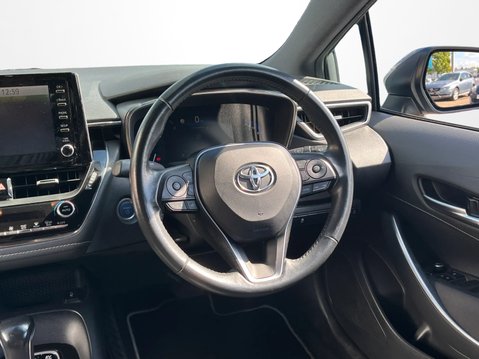 Toyota Corolla 1.8 VVT-i Hybrid Design 5dr CVT 13
