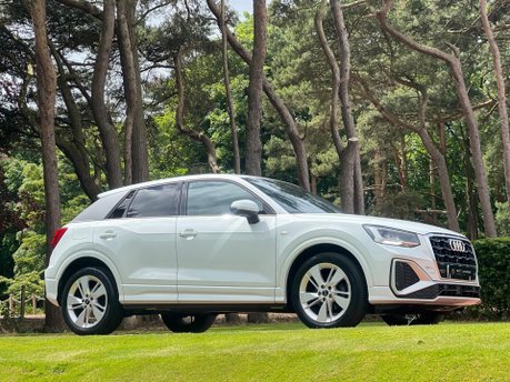 Audi Q2 TFSI S LINE