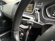 Volvo V40 1.6 V40 SE Luxury D2 Auto 5dr 24