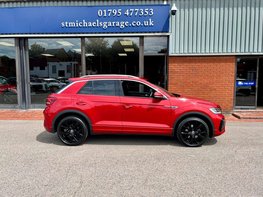Volkswagen T-Roc 1.5 T-Roc R-Line TSI Semi-Auto 5dr 10